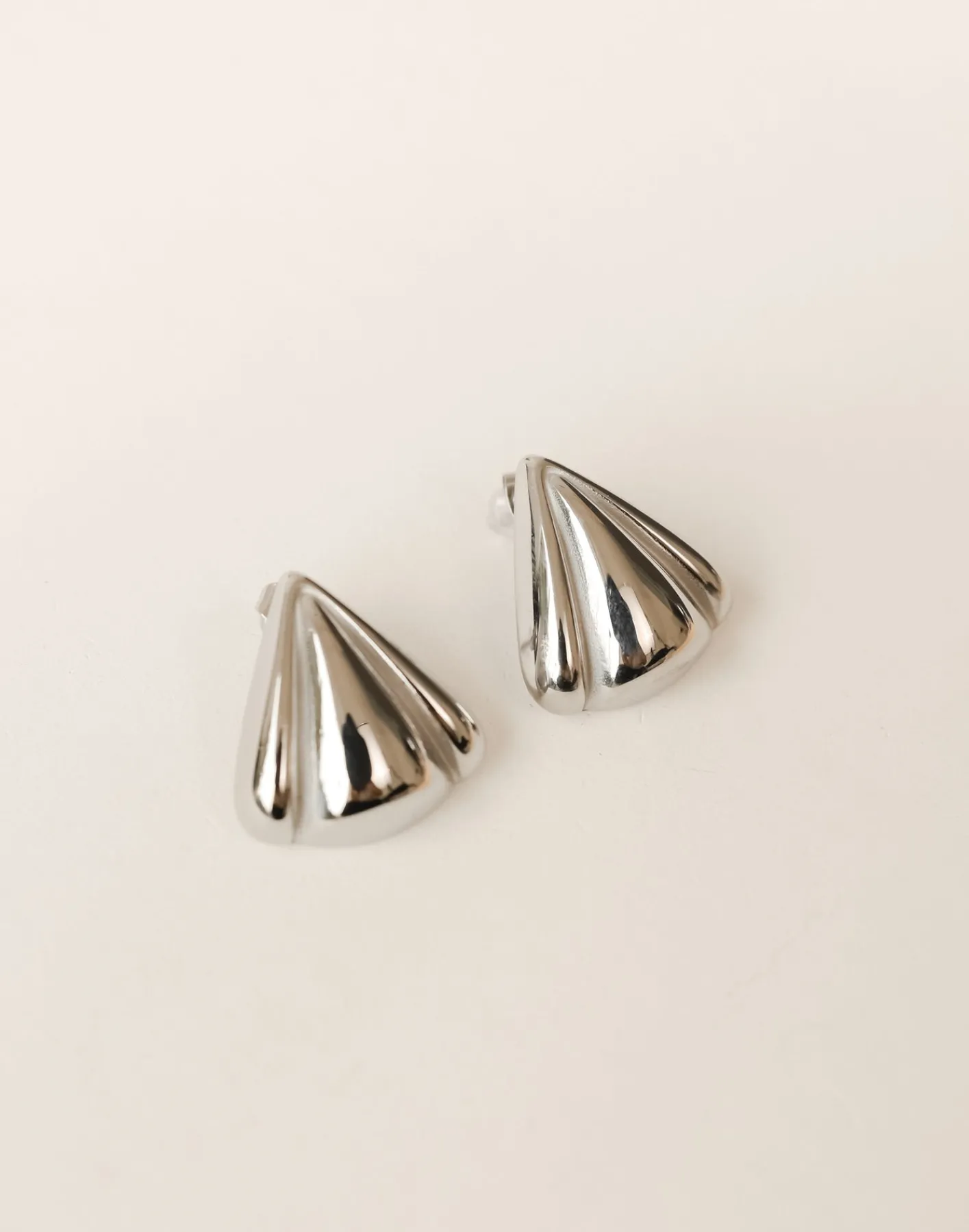 Abi Earrings (Silver)*CHARCOAL Sale