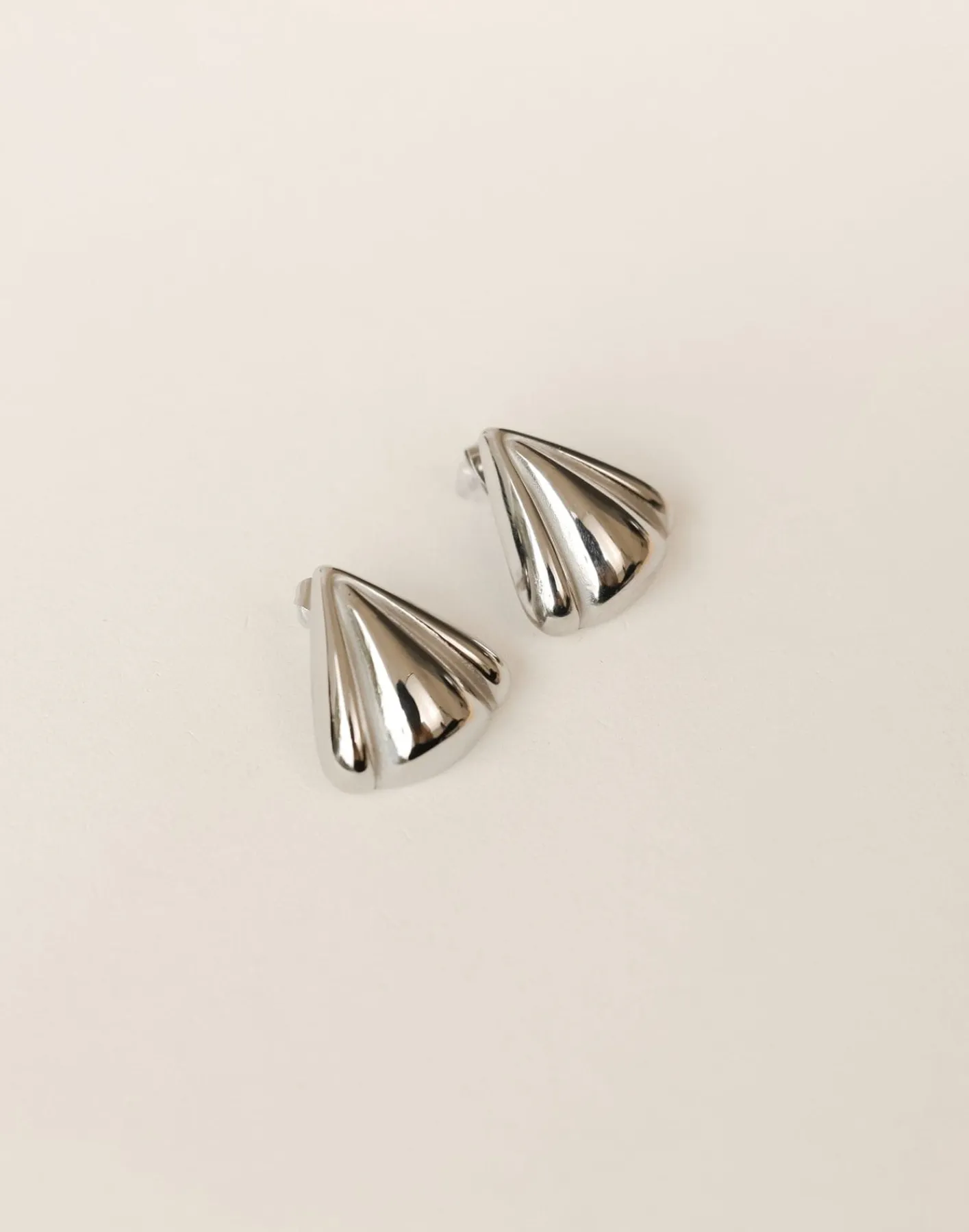 Abi Earrings (Silver)*CHARCOAL Sale