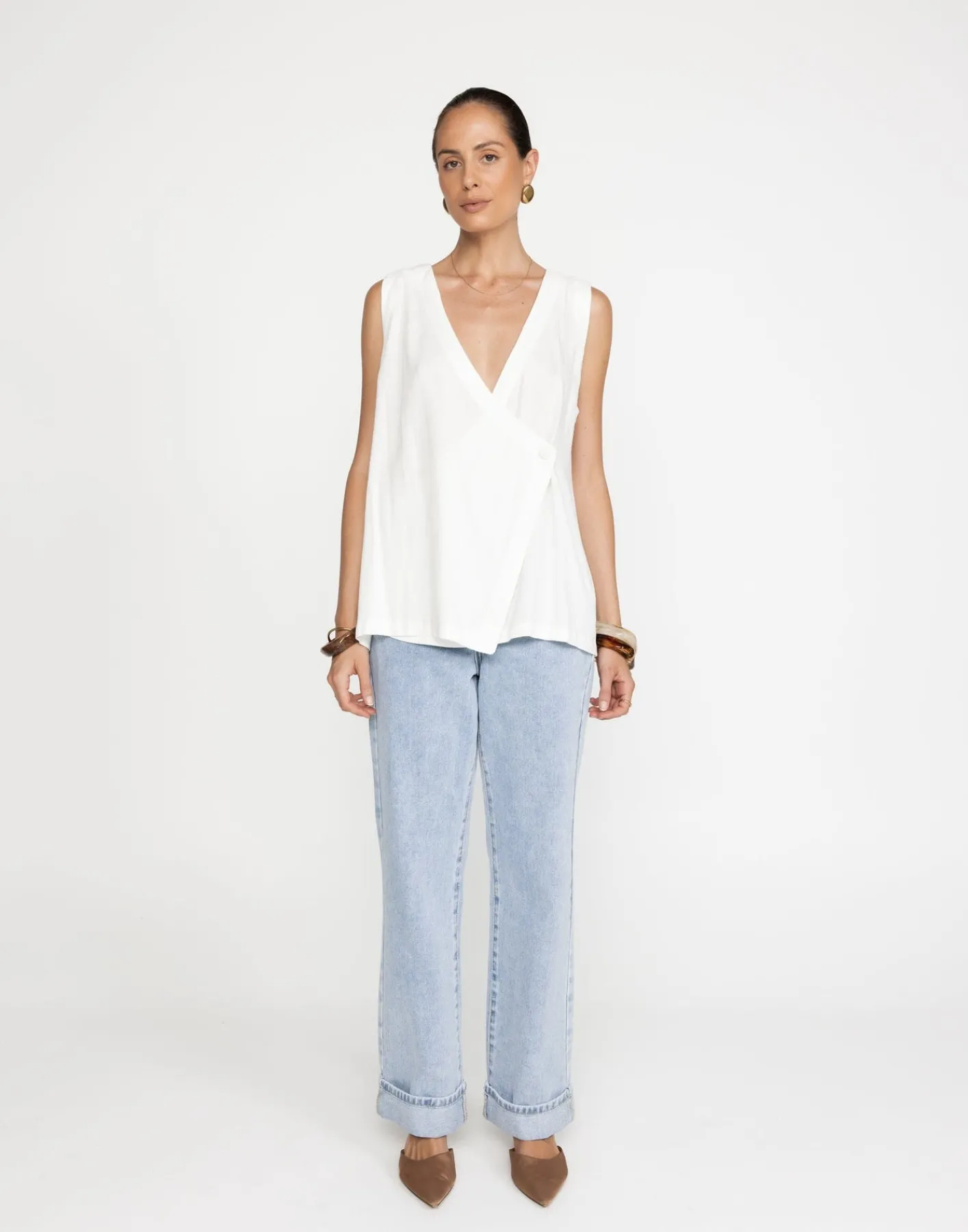 Adelle Top (White)*CHARCOAL Outlet