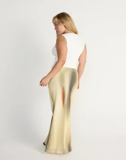 Adrina Maxi Skirt (Magnolia)*CHARCOAL CLOTHING Outlet