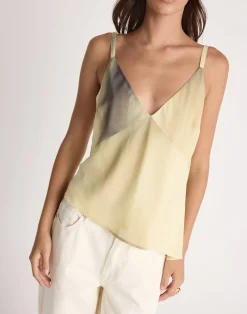 Adrina Top (Magnolia)*CHARCOAL CLOTHING New
