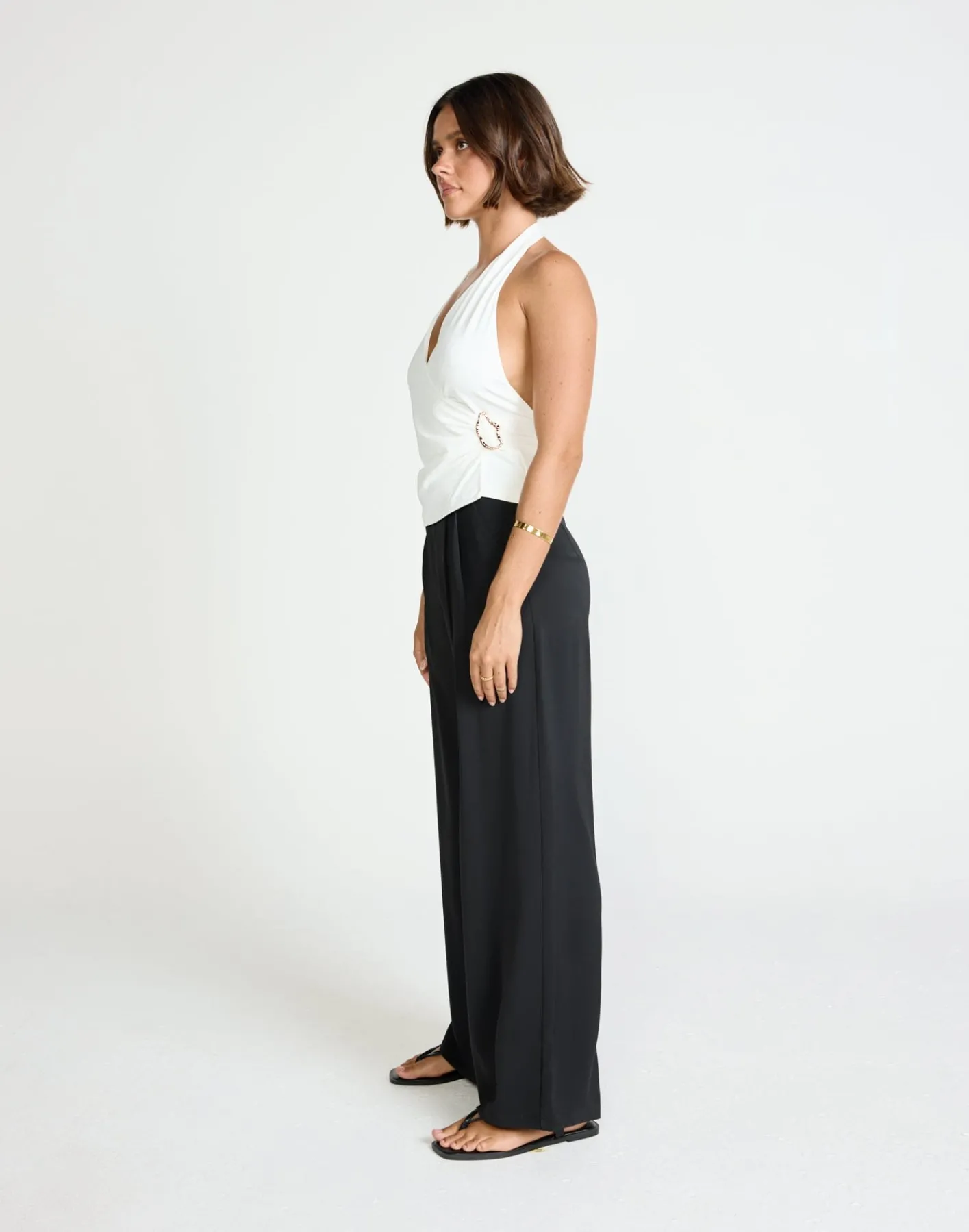 Agnete Top (White)*CHARCOAL Outlet