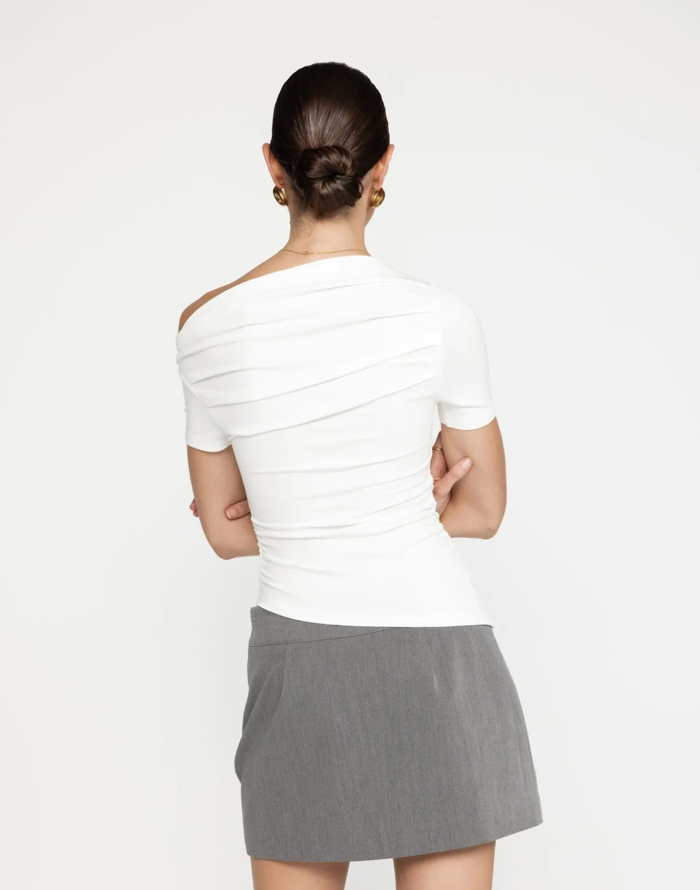 Ahliyah Top (White)*CHARCOAL Hot
