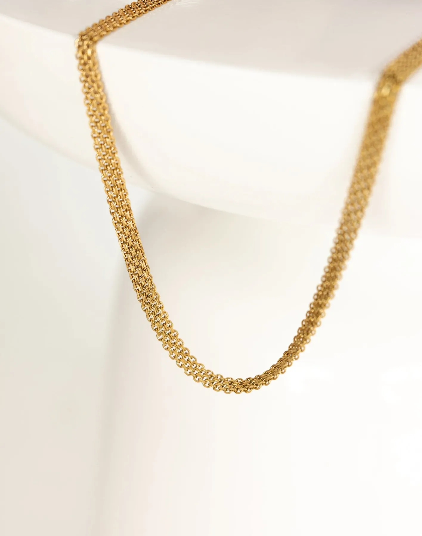 Alanis Necklace (Gold)*CHARCOAL Discount