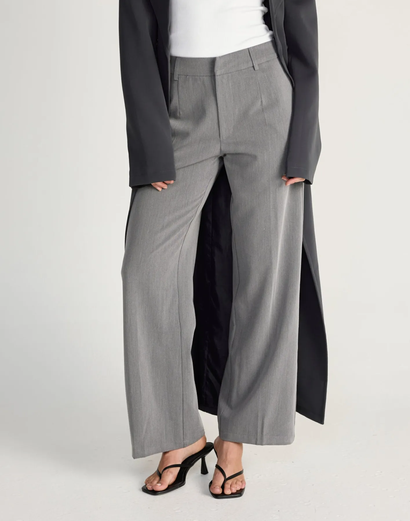 Alayna Pants (Grey)*CHARCOAL CLOTHING Outlet