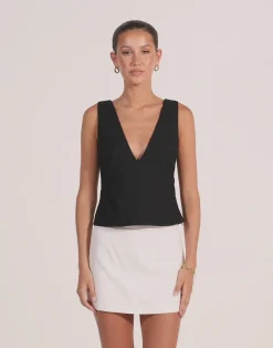 Bradshaw Mini Skirt (White)*CHARCOAL CLOTHING Outlet