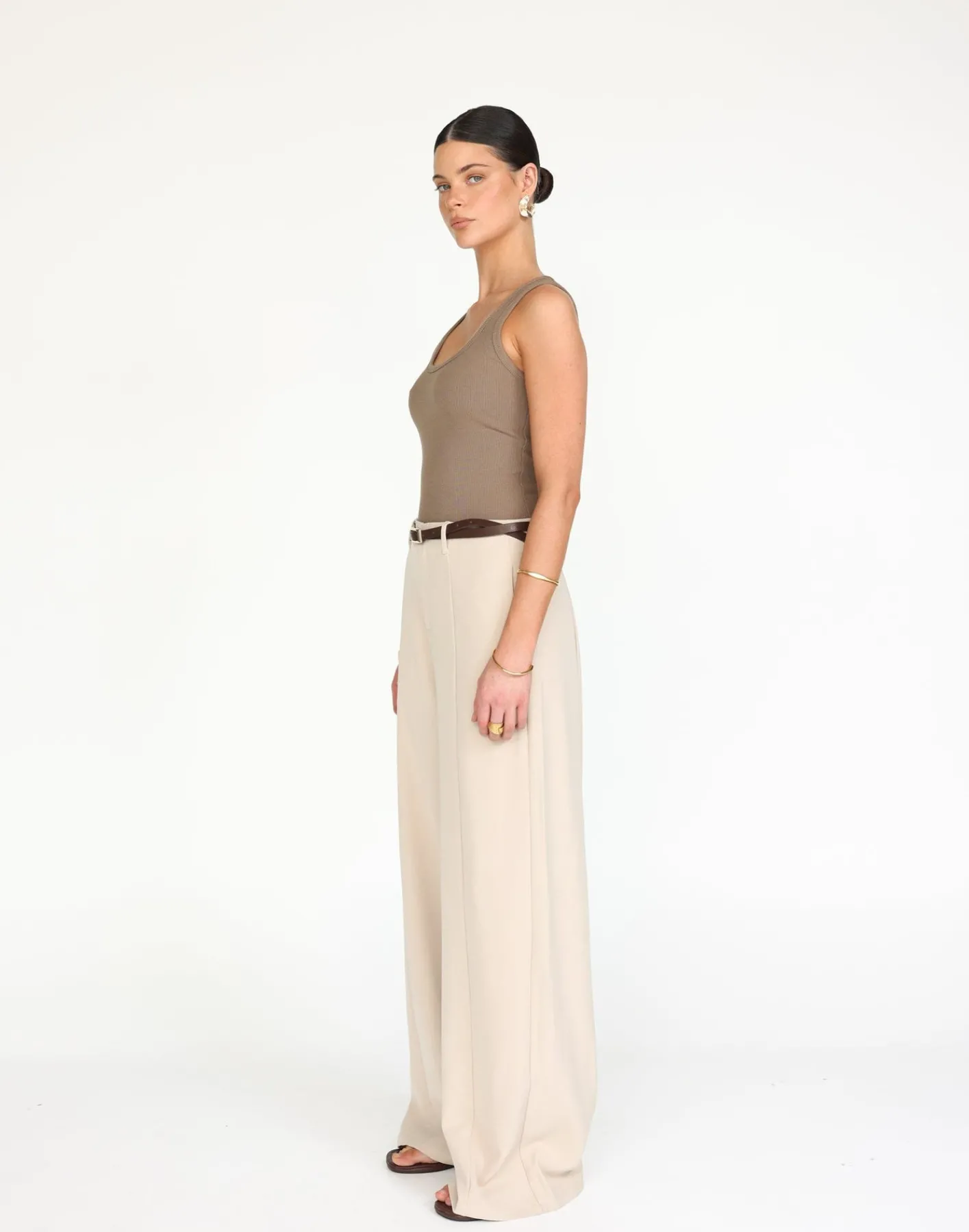 Briley Top (Mushroom)*CHARCOAL Fashion
