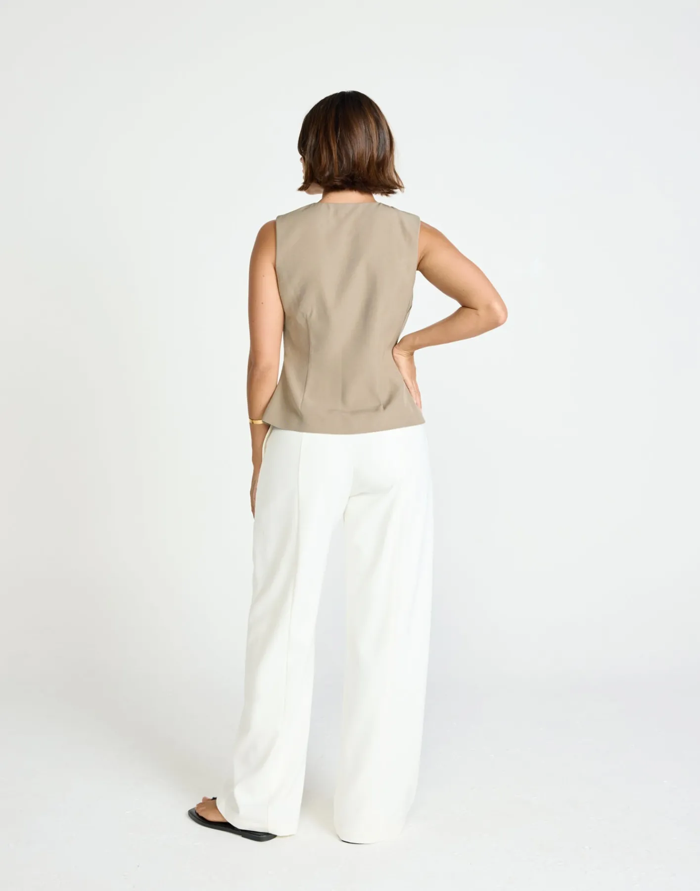 Caisey Top (Stone)*CHARCOAL Fashion