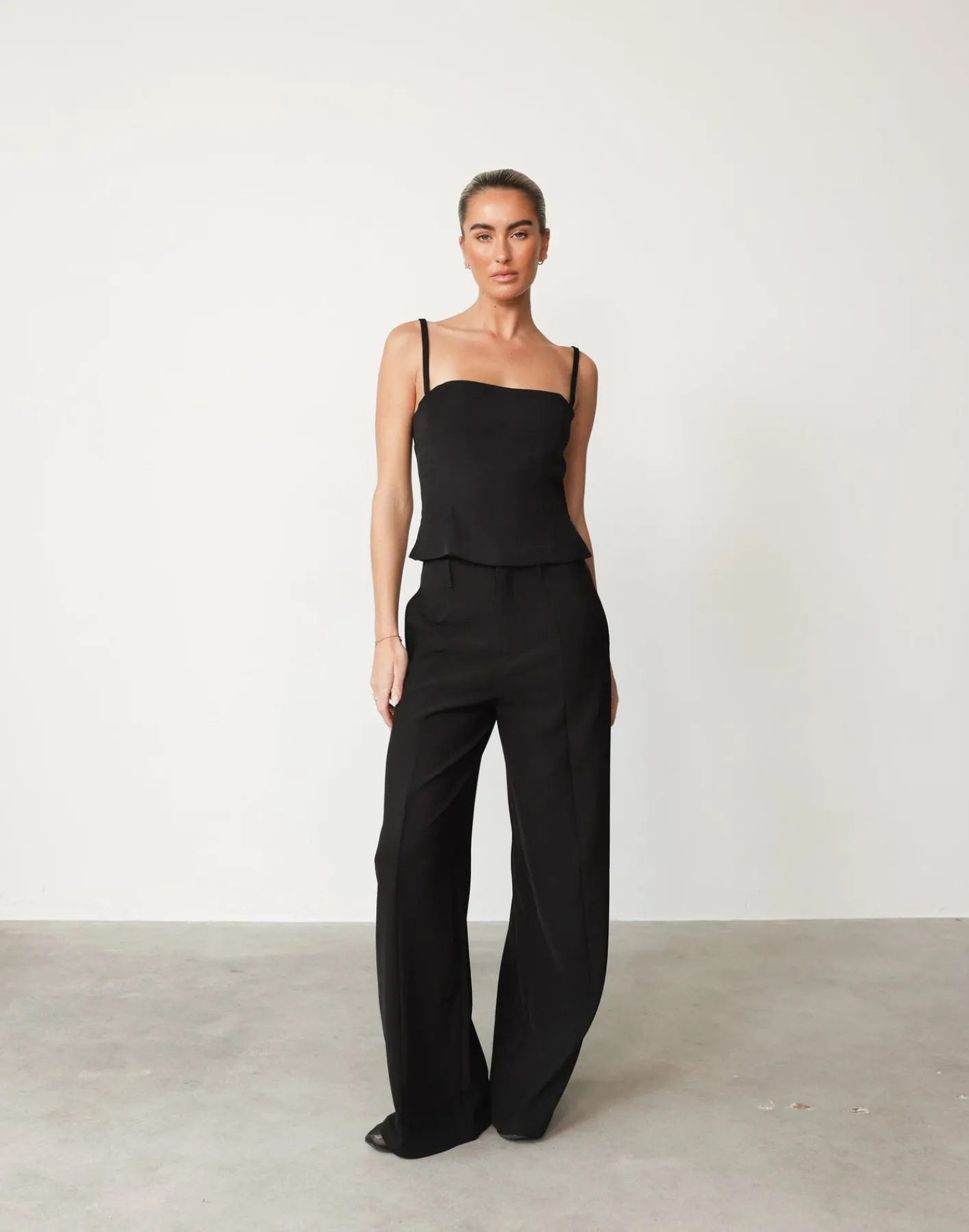 Caris Top (Black)*CHARCOAL Best