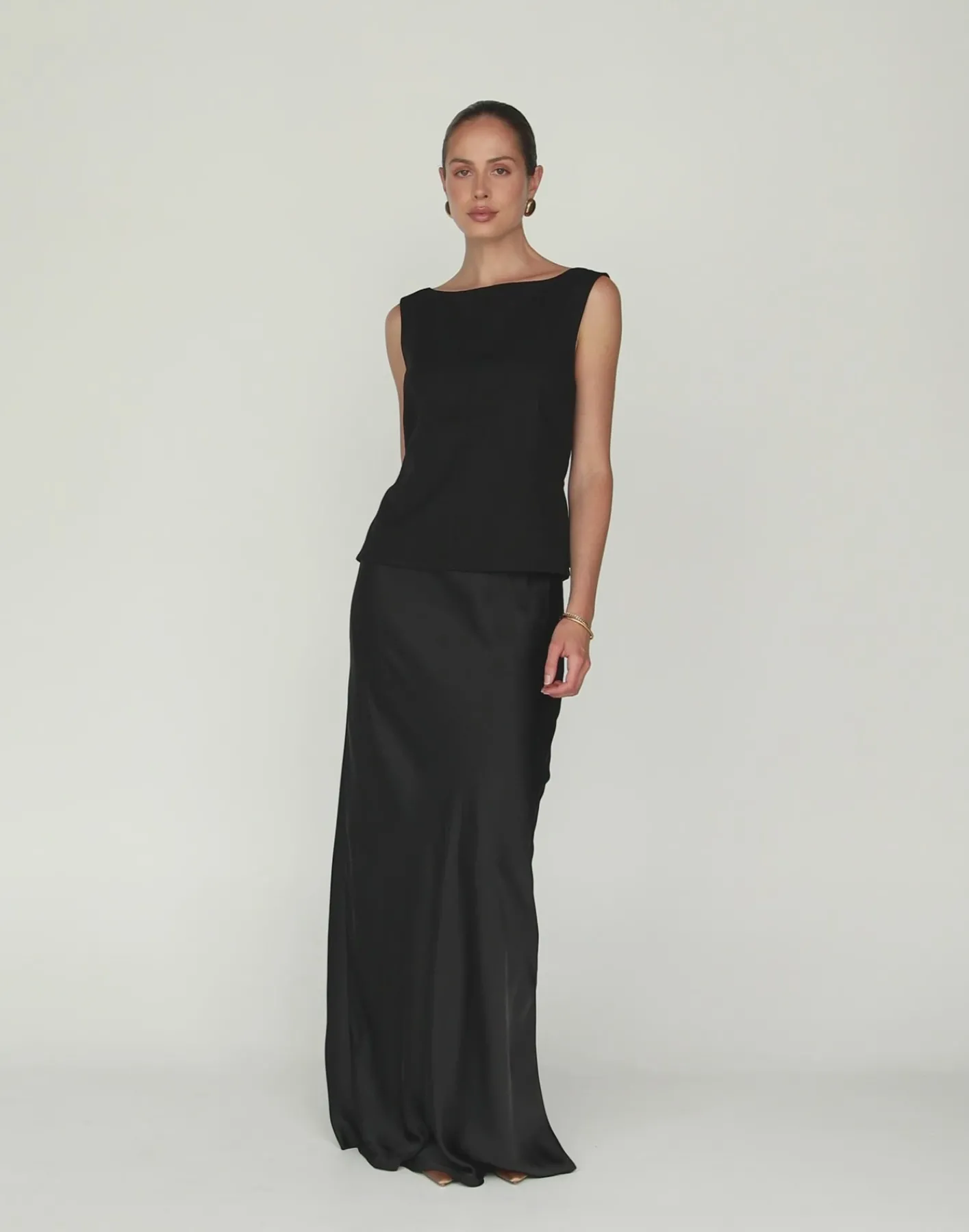Corinne Top (Black)*CHARCOAL Hot