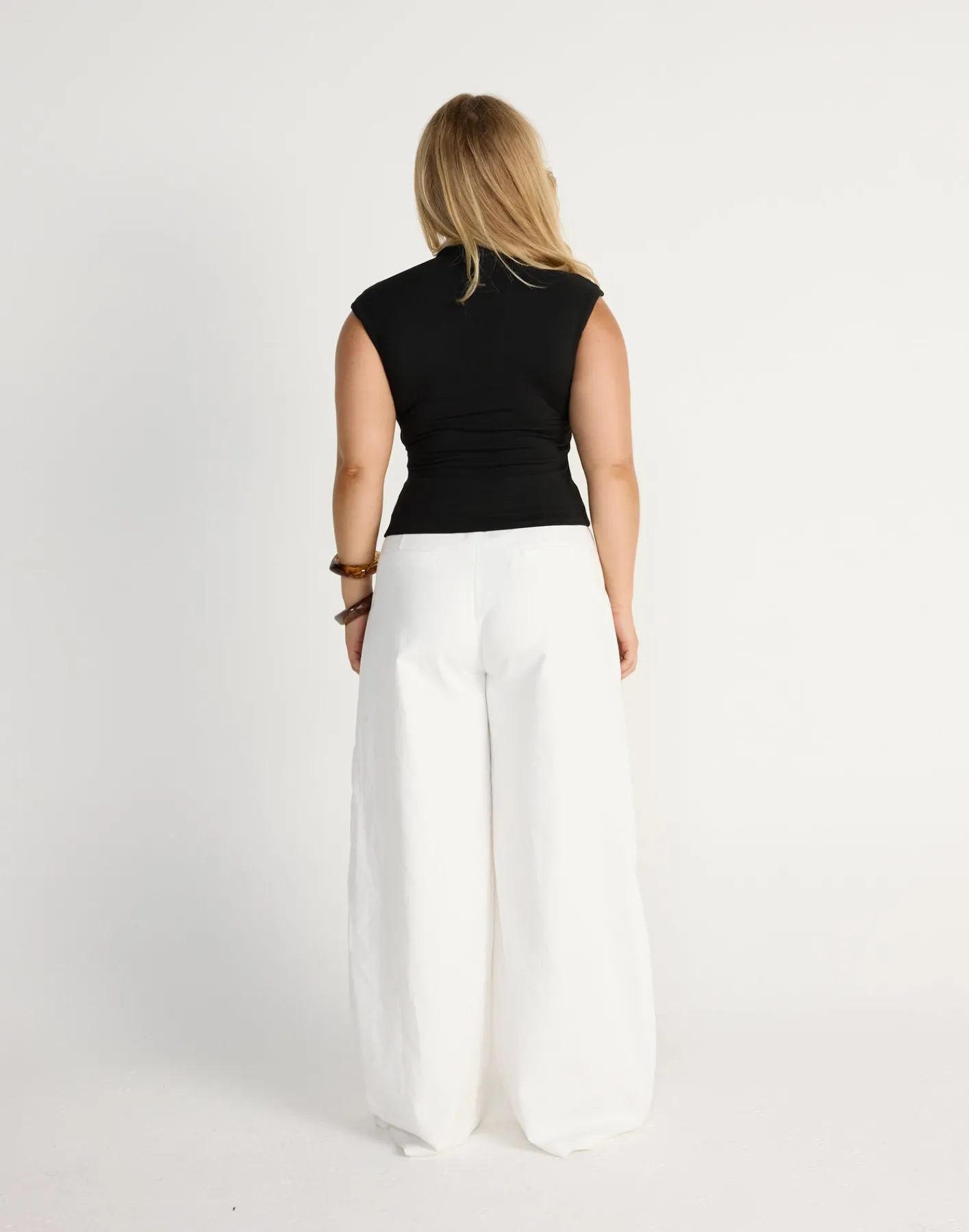 Deka Top (Black)*CHARCOAL CLOTHING Clearance