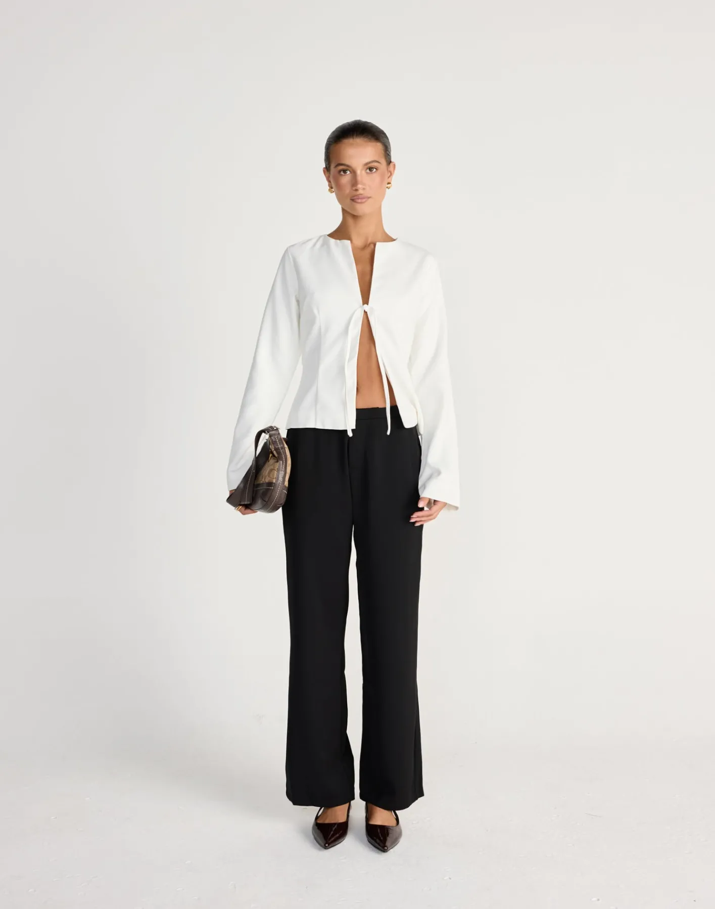 Elara Pants - Petite (Black)*CHARCOAL CLOTHING Online