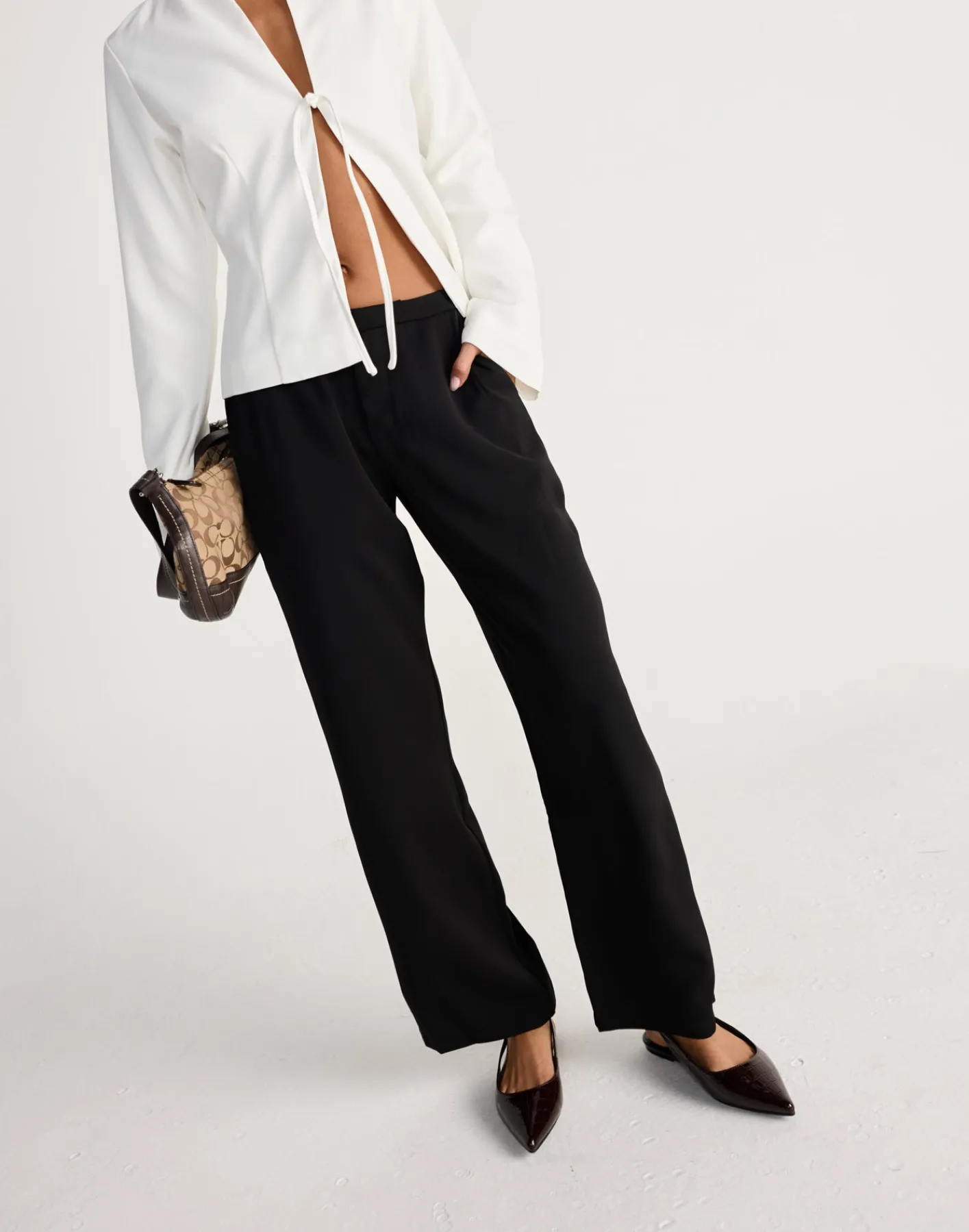 Elara Pants - Petite (Black)*CHARCOAL CLOTHING Online