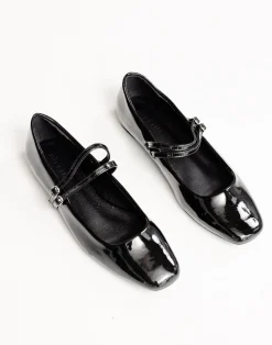 Finnegan Flats (Black Patent) - By*Billini Outlet