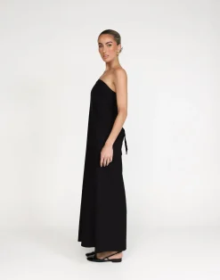 Hati Maxi Dress (Black)*CHARCOAL Hot