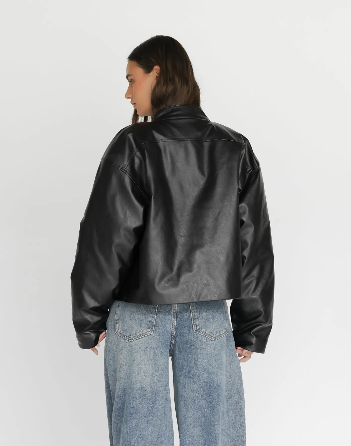 Isaiah Jacket (Black)*CHARCOAL Hot
