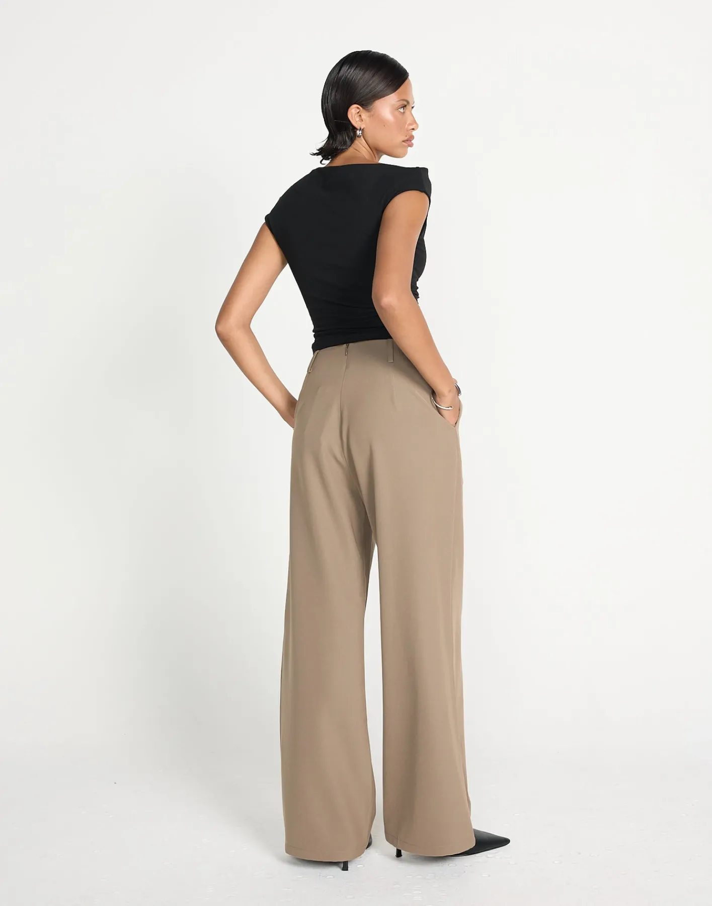 Jayanti Pants (Mushroom)*CHARCOAL CLOTHING Outlet