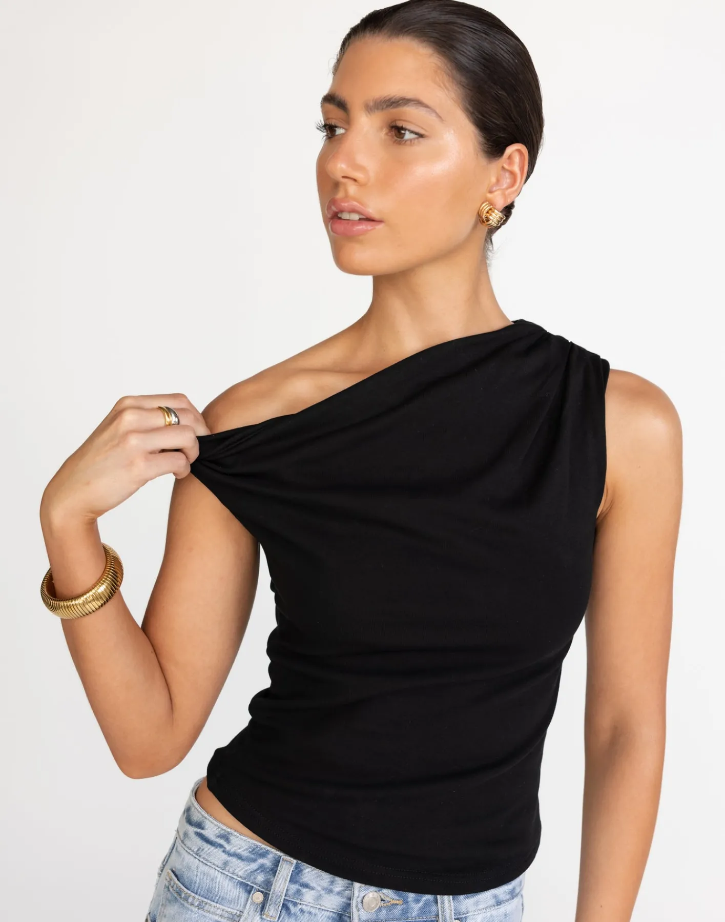 Jessi Top (Black)*Q-Trend Discount