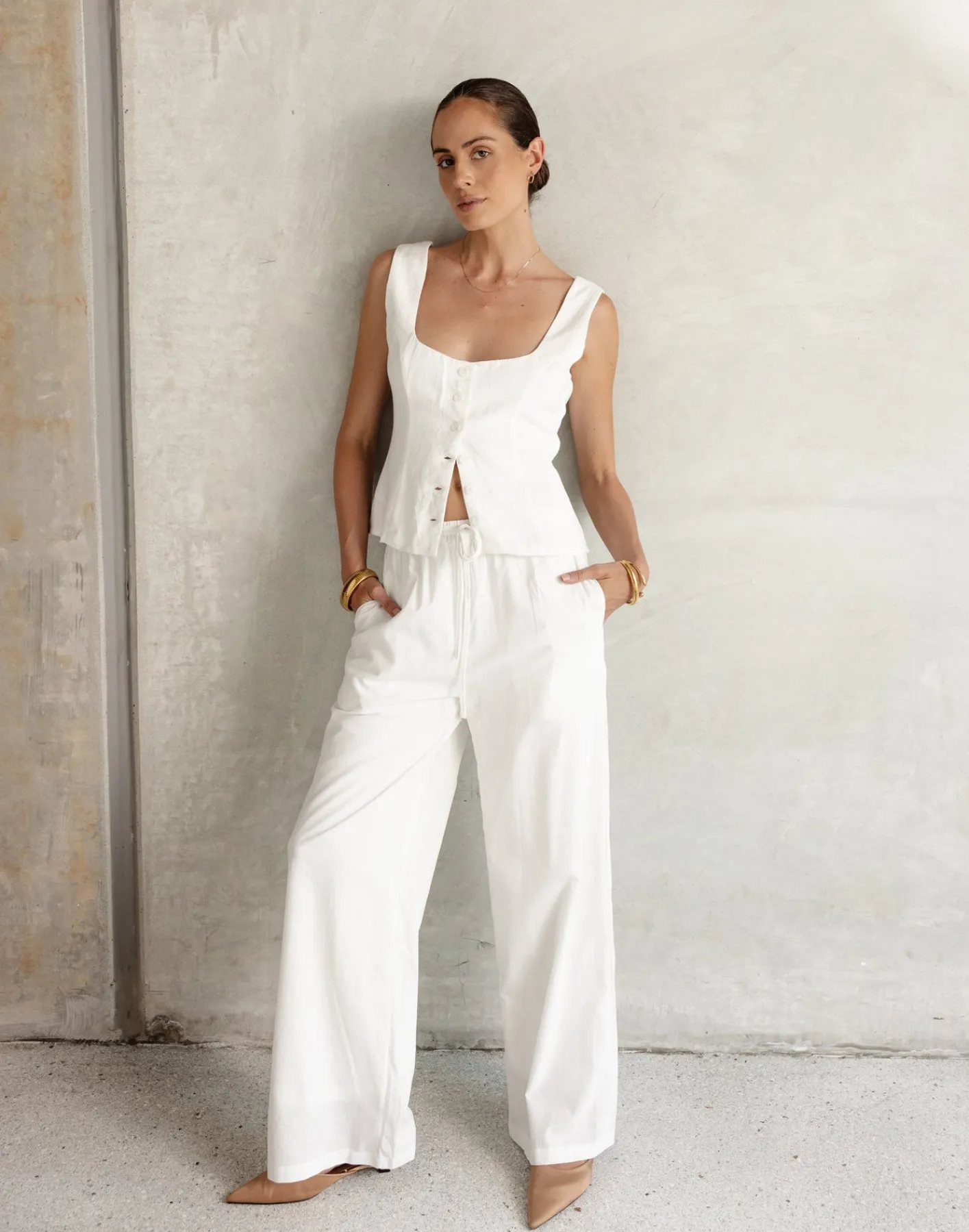 Joni Top (White)*CHARCOAL Sale