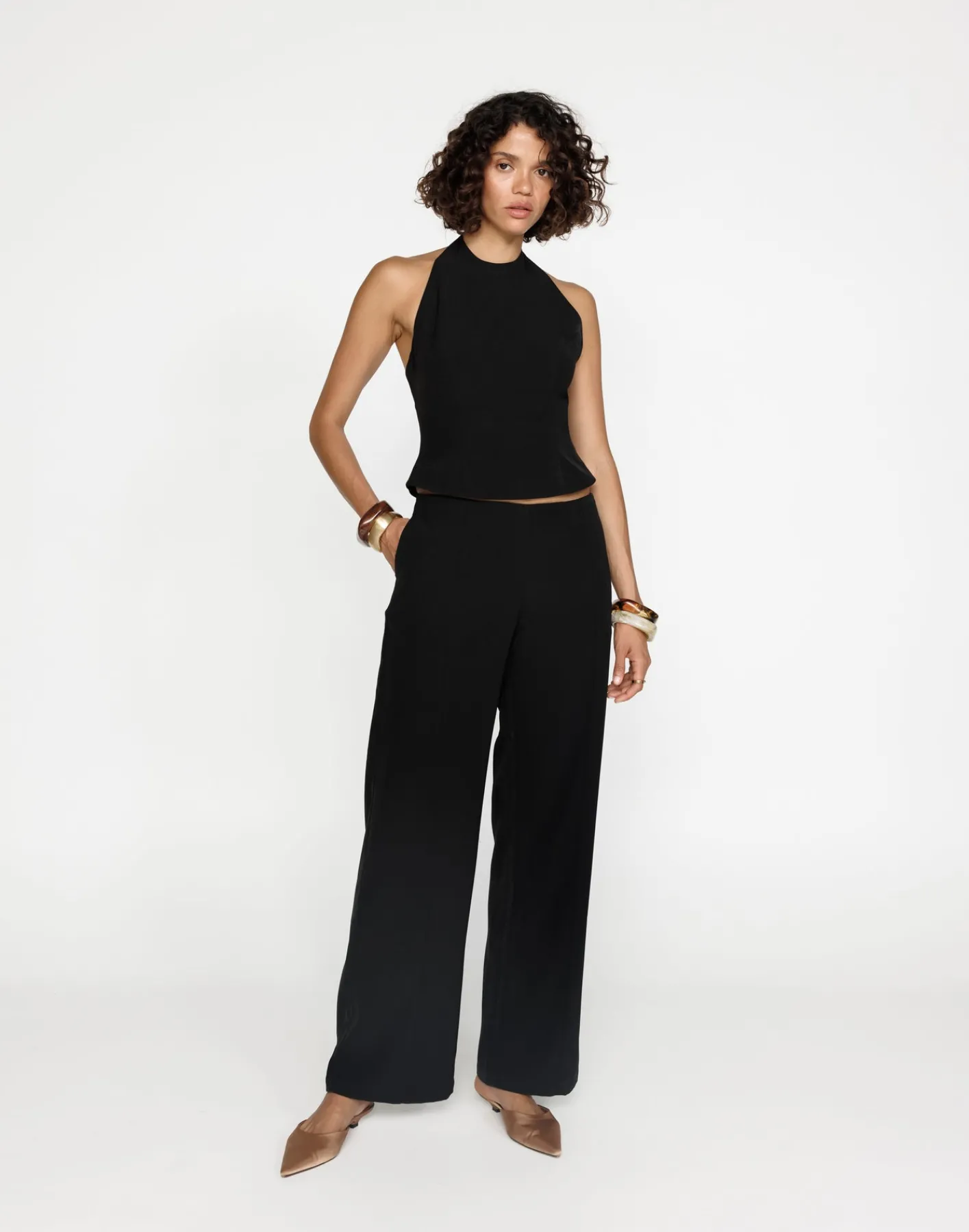 Kalla Top (Black)*CHARCOAL Outlet