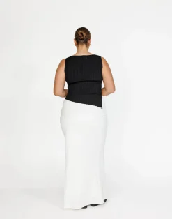 Kienna Top (Black)*Q-Trend Best