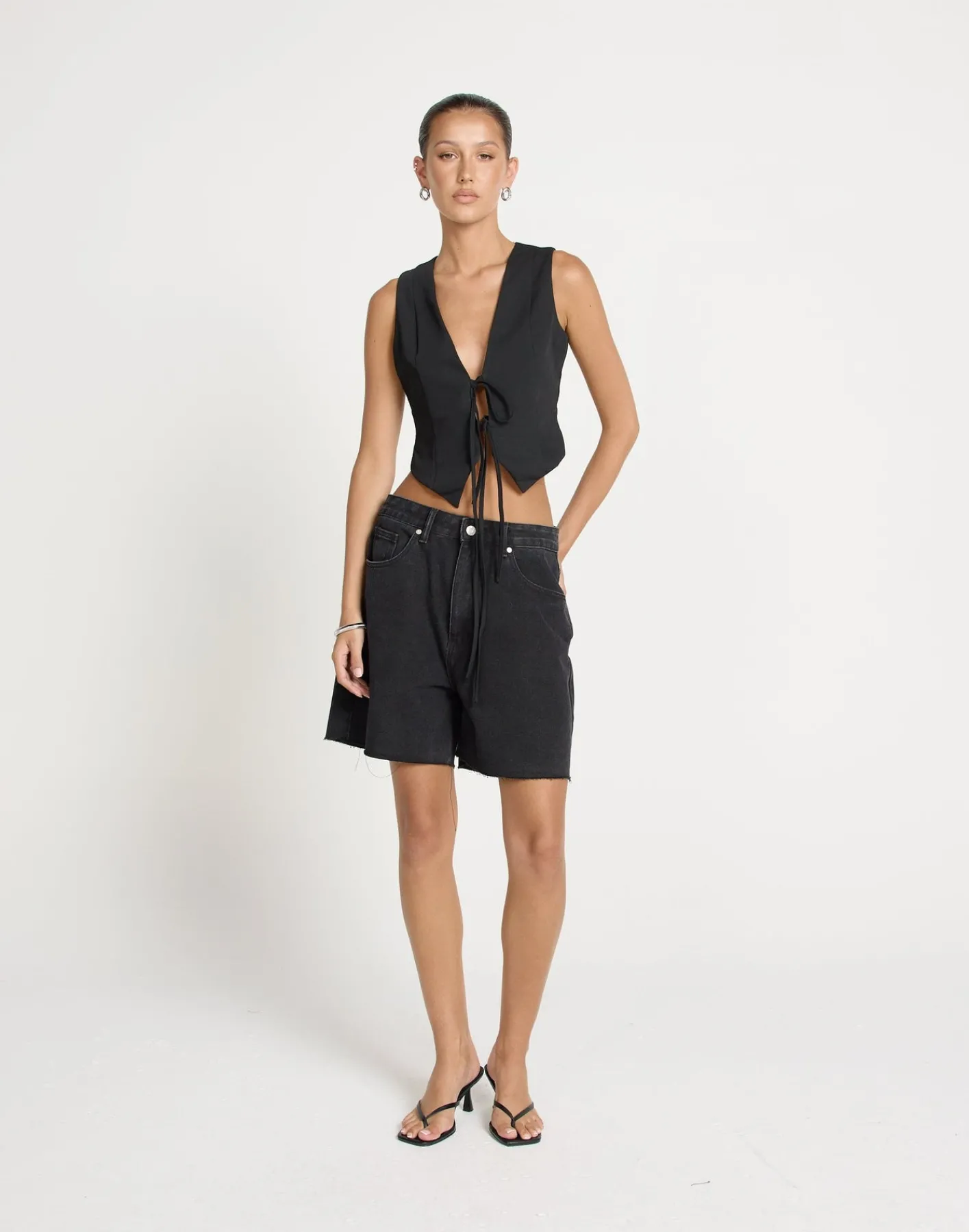 Kimberly Top (Black)*CHARCOAL CLOTHING Fashion