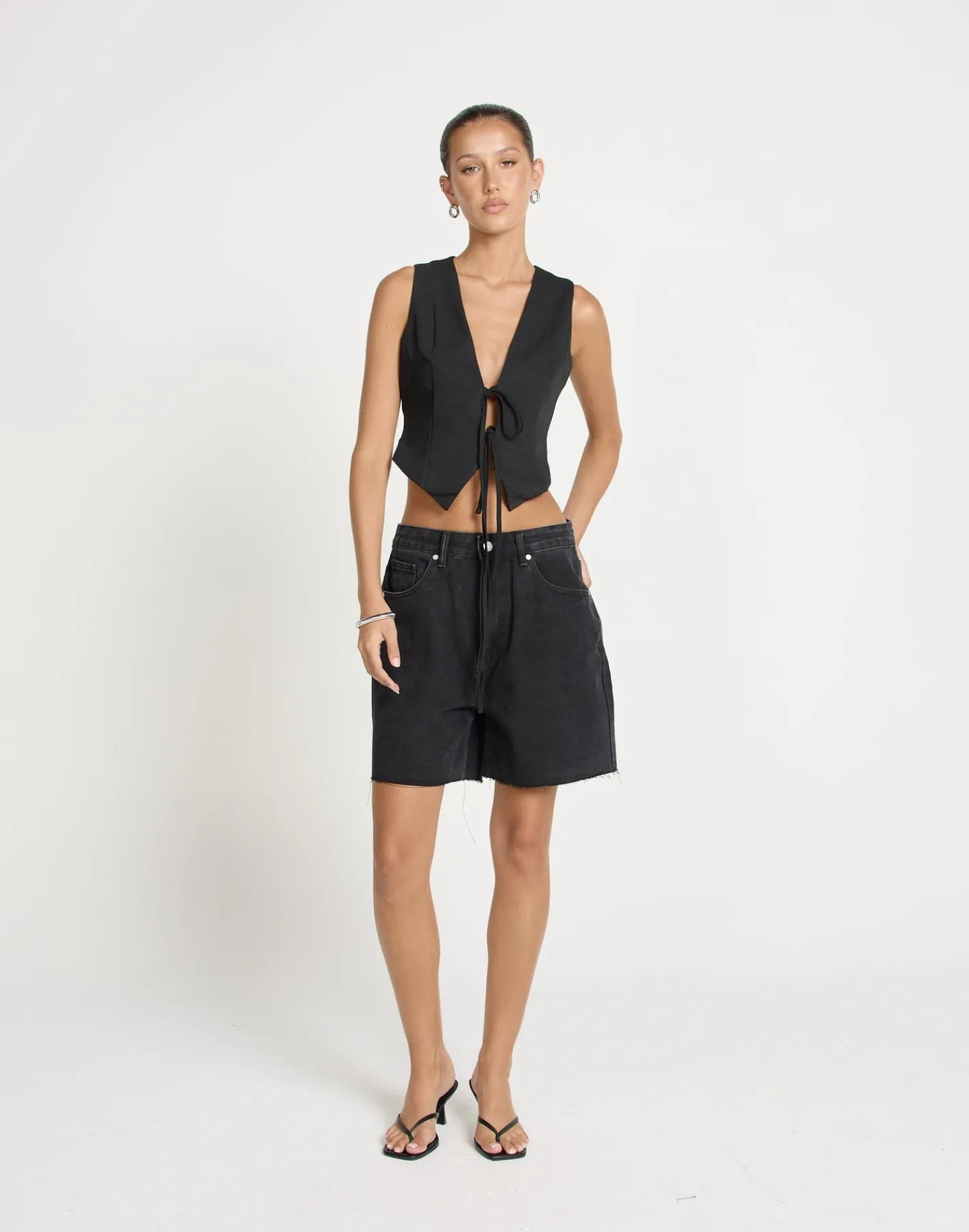 Kimberly Top (Black)*CHARCOAL CLOTHING Fashion