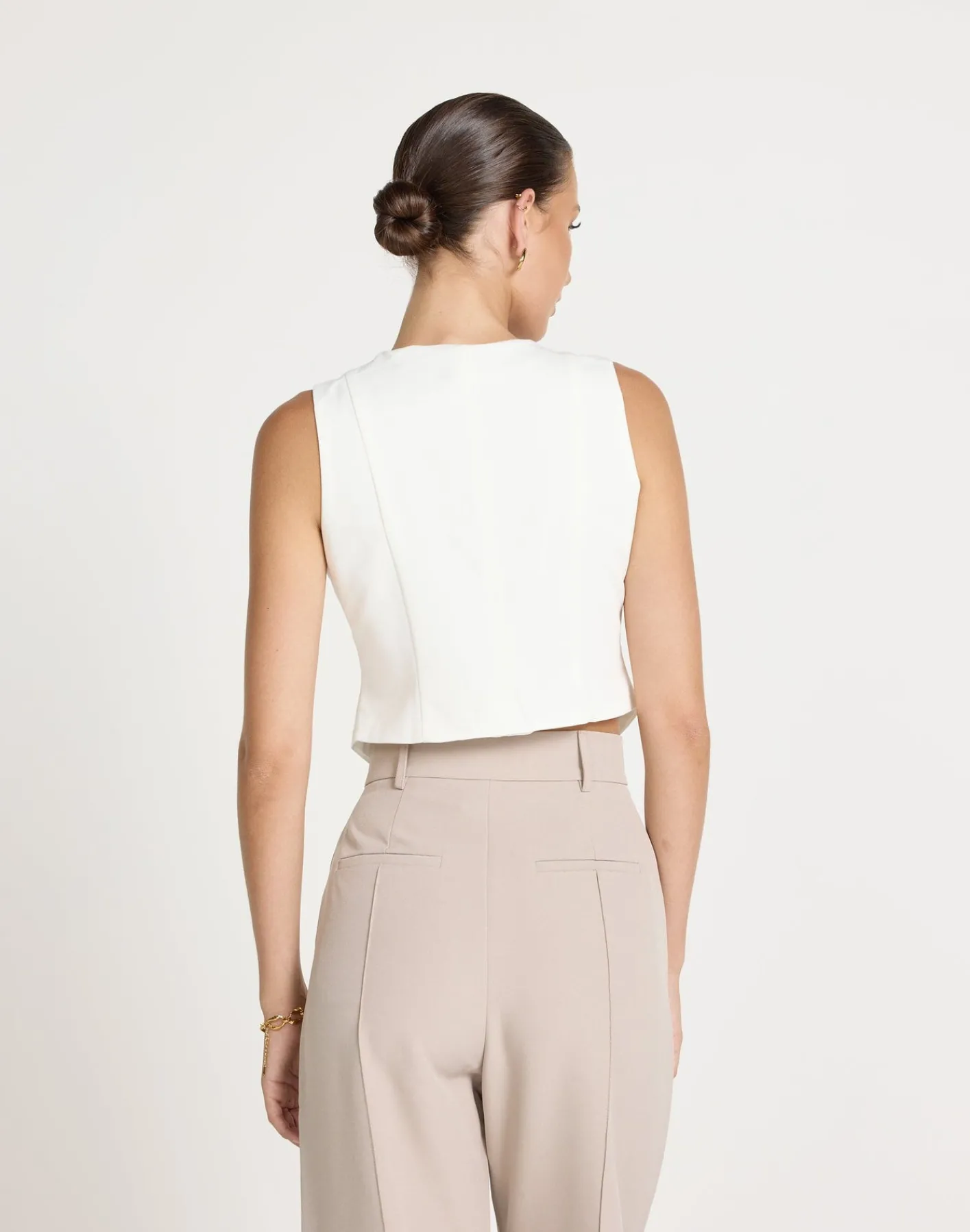 Kimberly Top (White)*CHARCOAL CLOTHING Hot