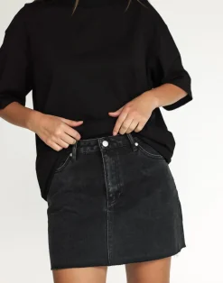 Luca Oversized Tee (Black)*CHARCOAL Sale