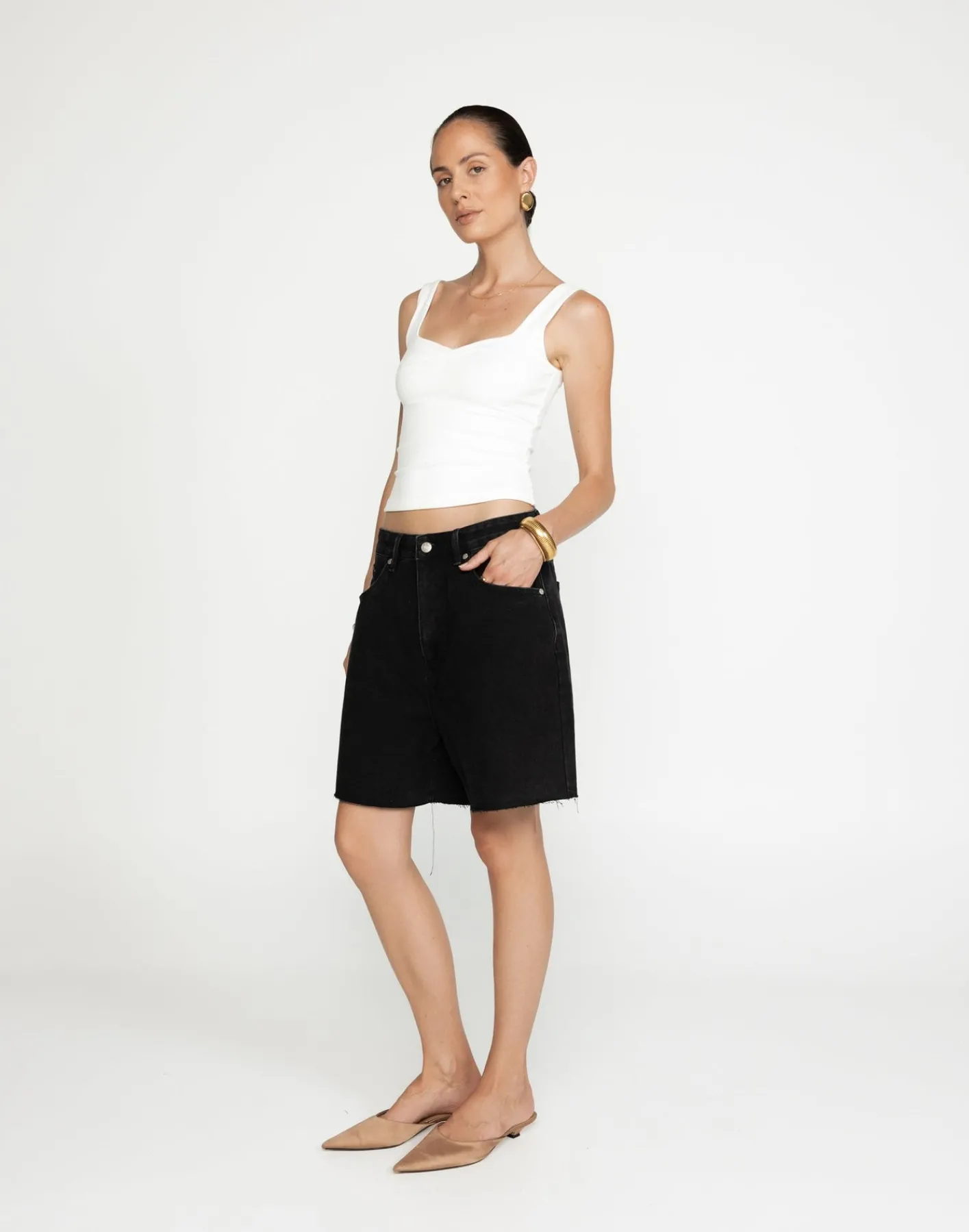Luella Top (White)*CHARCOAL Outlet