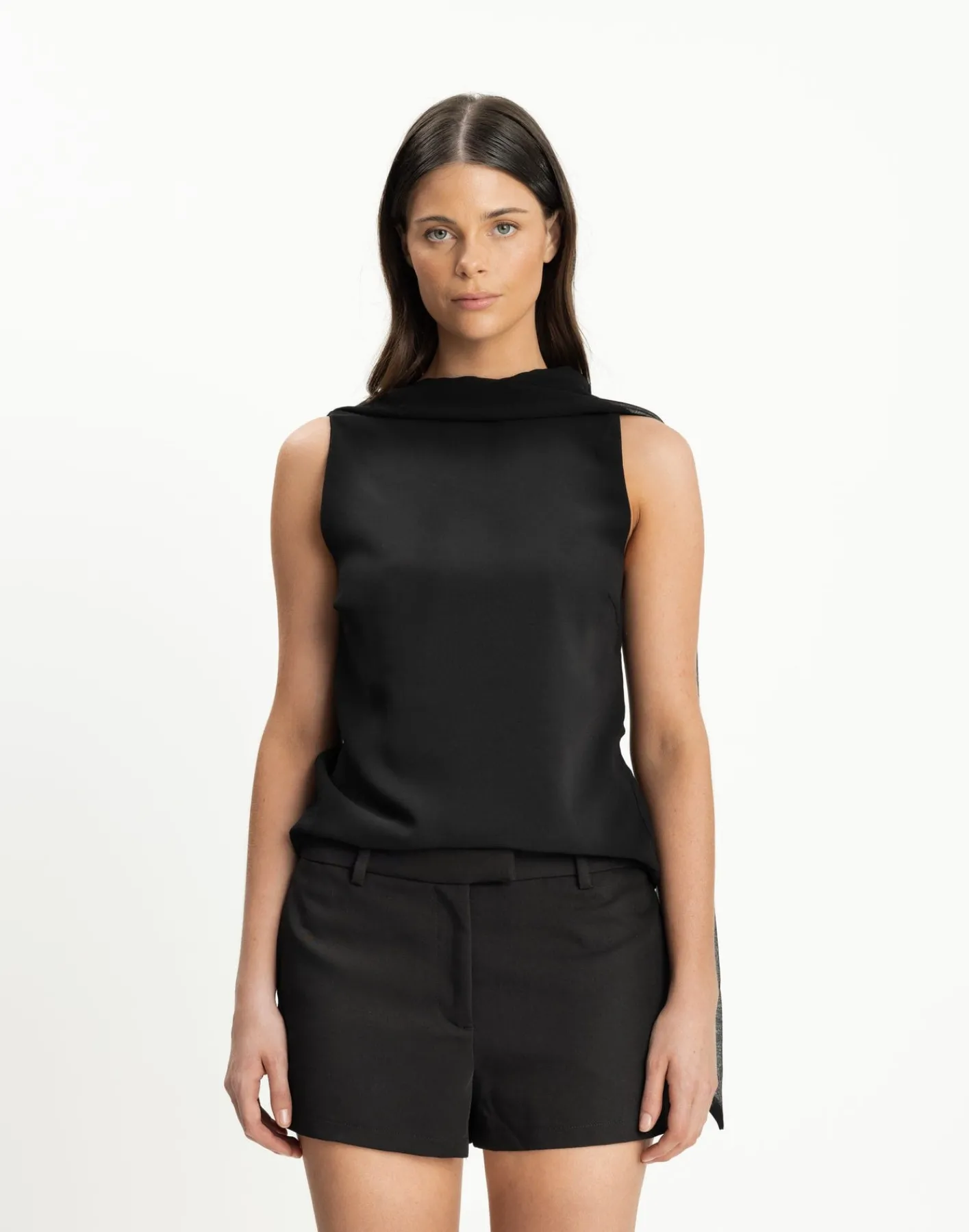 Nikolai Top (Black)*CHARCOAL CLOTHING Best