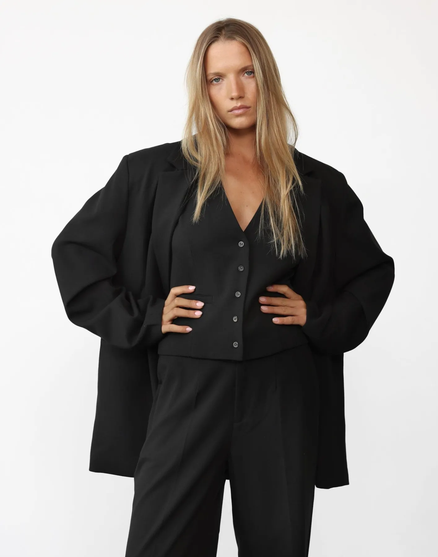Reagan Blazer (Textured Black)*CHARCOAL Hot