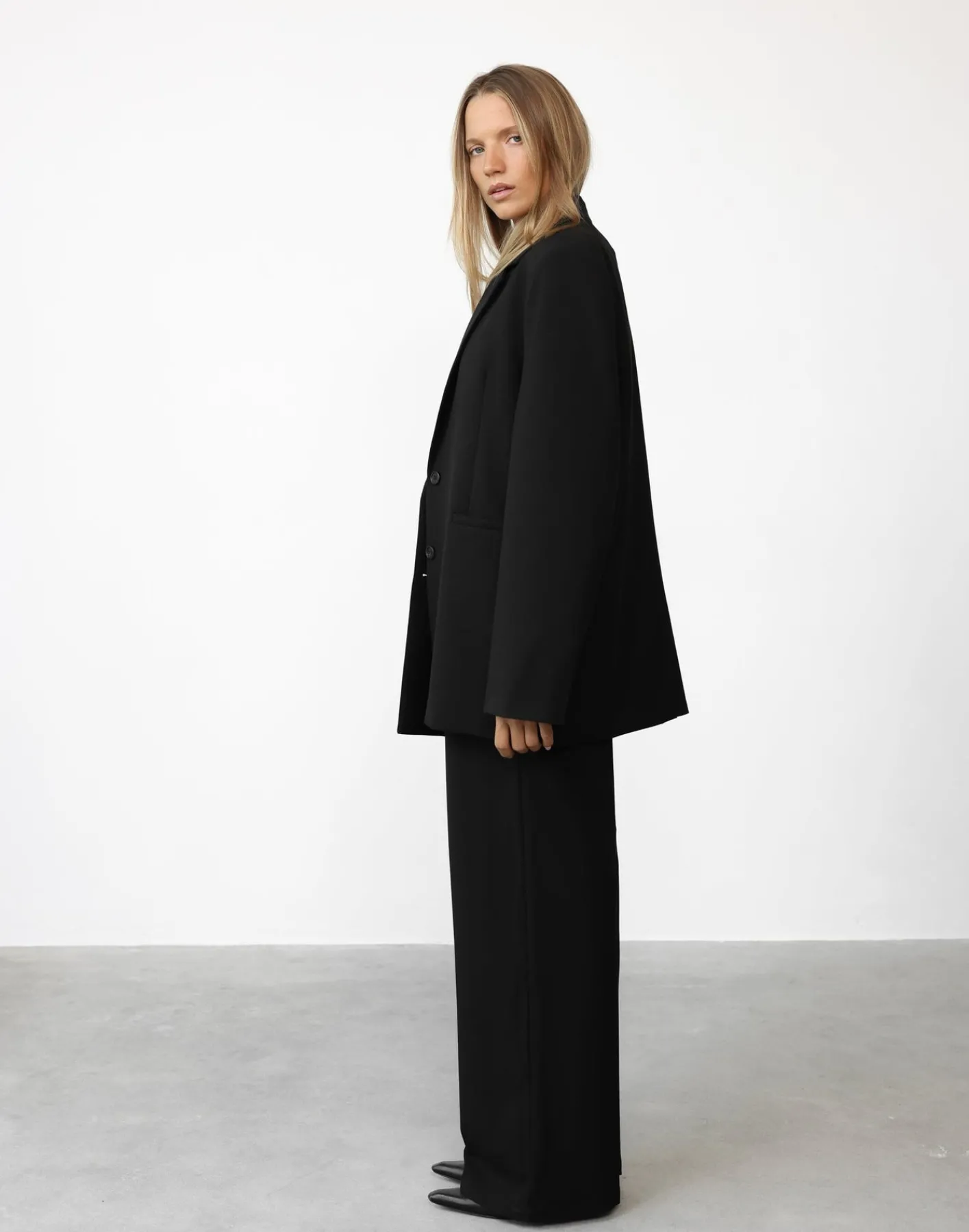 Reagan Blazer (Textured Black)*CHARCOAL Hot