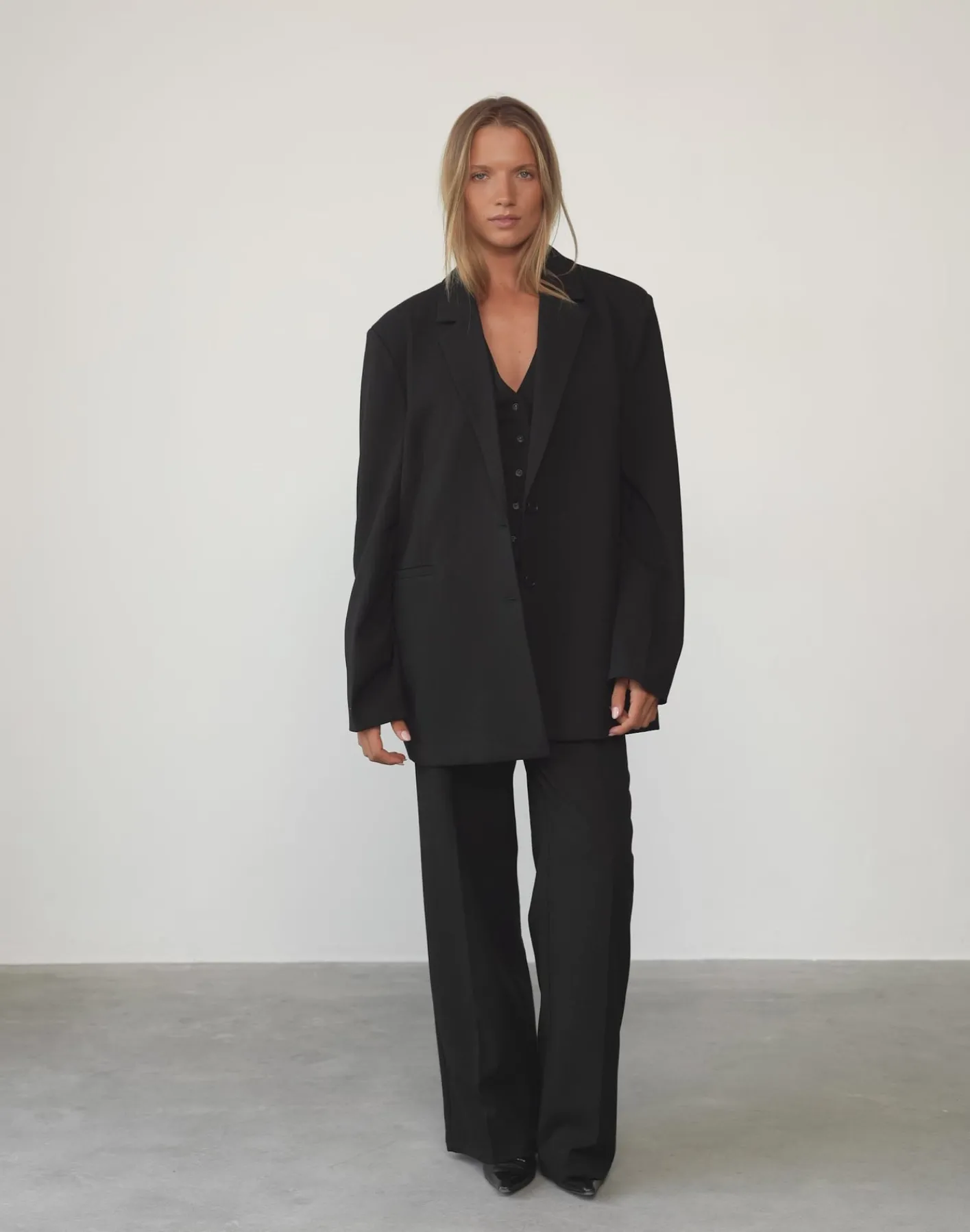 Reagan Blazer (Textured Black)*CHARCOAL Hot