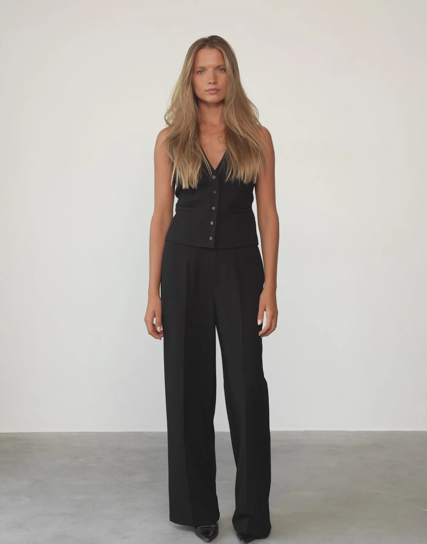 Reagan Pants (Textured Black)*CHARCOAL Sale