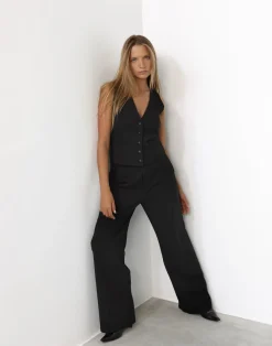 Reagan Vest (Textured Black)*CHARCOAL Outlet
