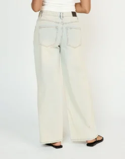Roman Jeans (Light Blue)*CHARCOAL CLOTHING Discount