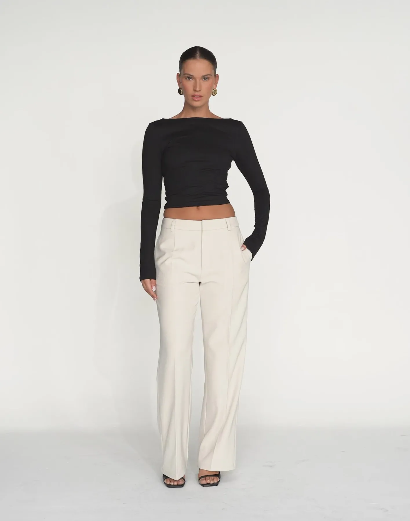 Romina Long Sleeve Top (Black)*CHARCOAL Best