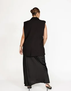 Rory Vest (Black)*CHARCOAL Online