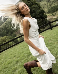 Shoreline Maxi Dress (White)*CHARCOAL CLOTHING Clearance