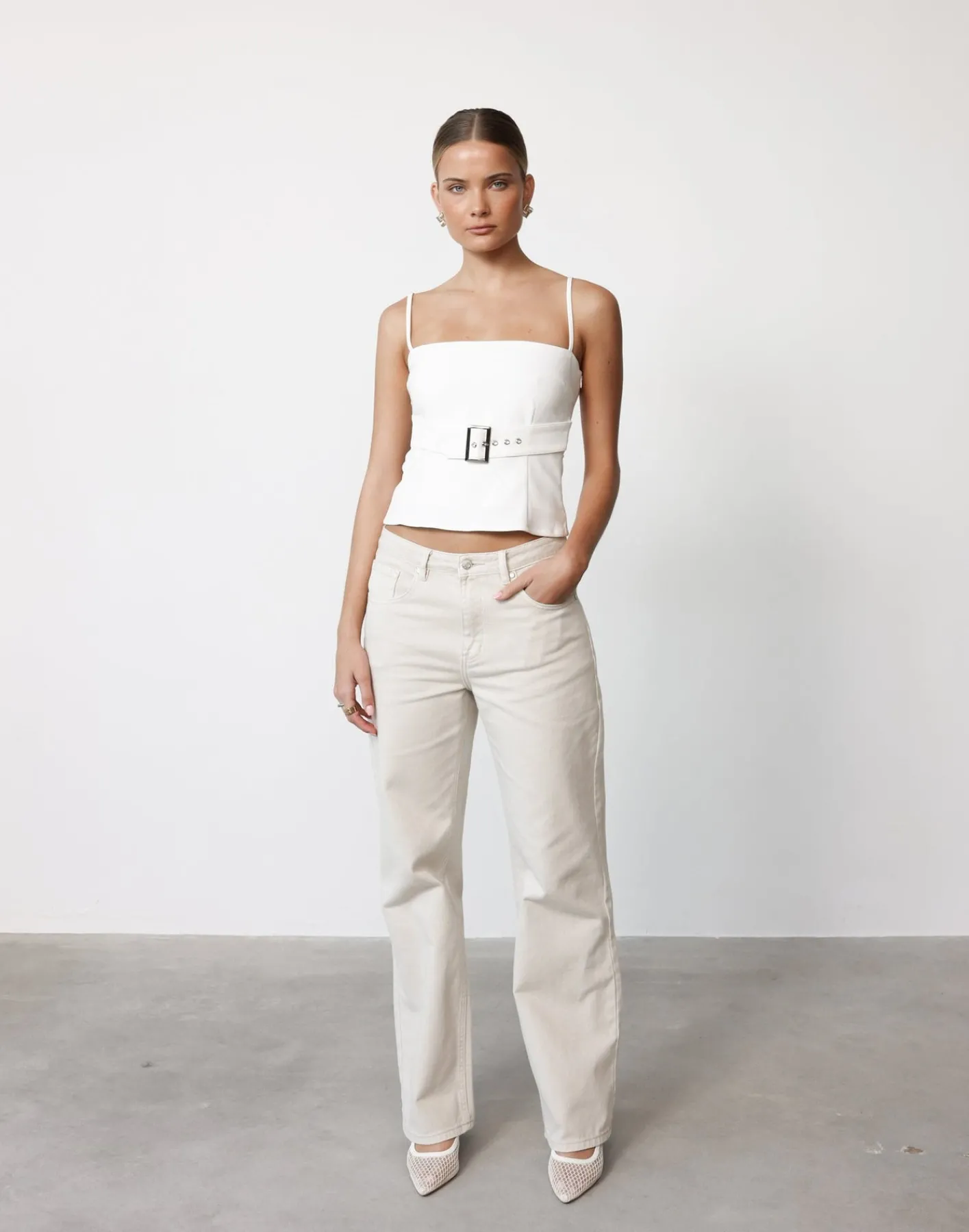 Terese Top (White)*CHARCOAL Hot