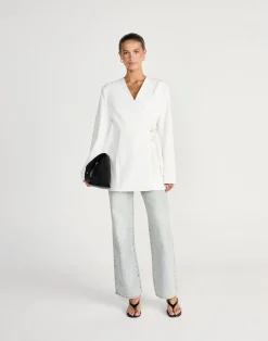 Vianne Blazer (White)*CHARCOAL CLOTHING New