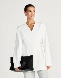 Vianne Blazer (White)*CHARCOAL CLOTHING New